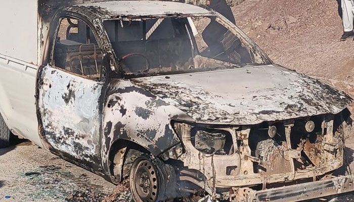 423651_8504456_updates